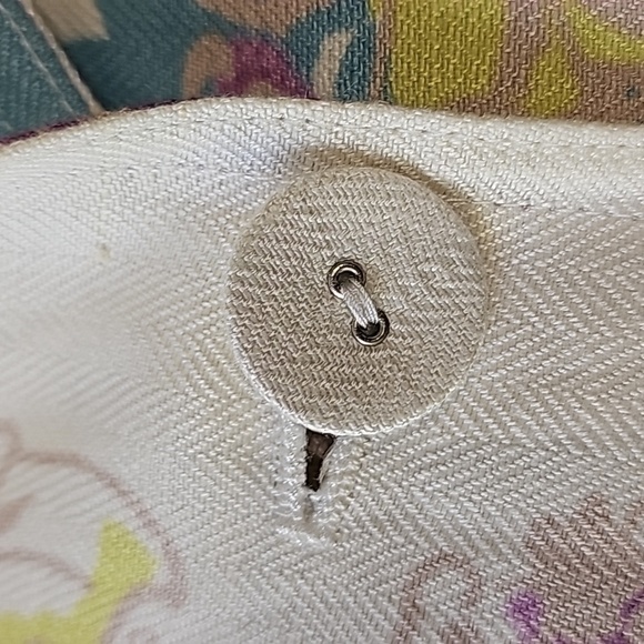 EMMA JAMES shacket button down. 55% linen. 45 rayon. Size 12 White With lavender - Picture 3 of 11